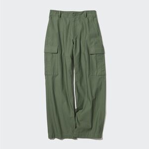 UNIQLO Wide Straight cargo pants Size XL